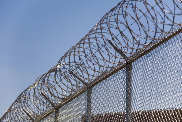 Βάζουν συρματοπλέγματα στις γραμμές του ΟΣΕ στην Ειδομένη