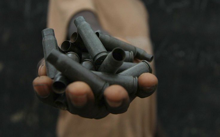 Δεκάδες χιλιάδες αγόρια και κορίτσια στρατολογούνται και χρησιμοποιούνται σε συγκρούσεις