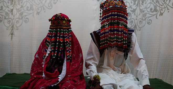 Τους κάνουν “πλάκα” στην Δανία: “Ιμάμης προτρέπει την κυβέρνηση να κάνει δεκτούς τους παιδικούς γάμους”!