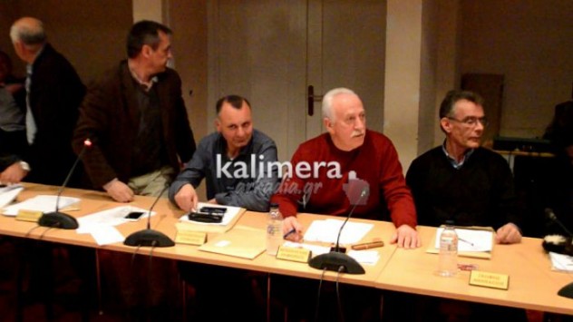 Η στιγμή του ισχυρού σεισμού στην Hλεία (video)