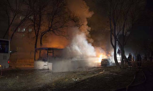 Η στιγμή της φονικής έκρηξης στην Άγκυρα (video)