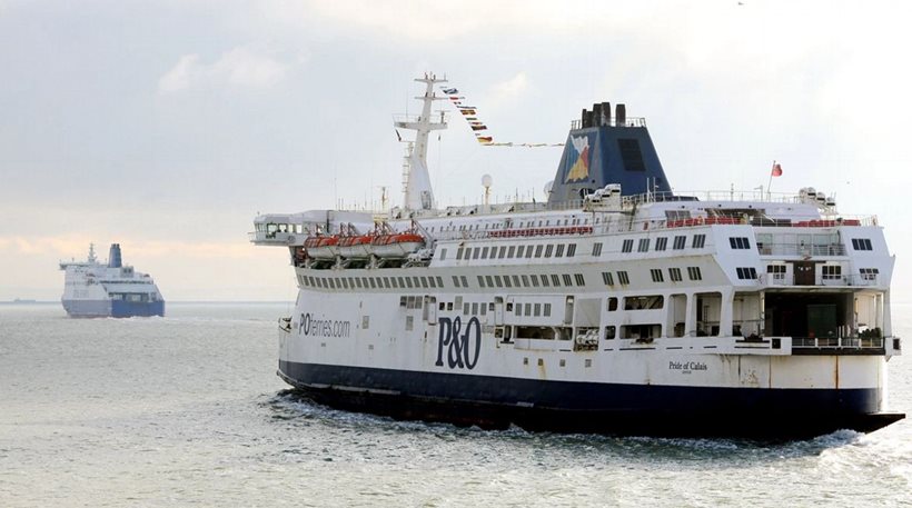 Λαθρομετανάστες ταξίδευαν κρυμμένοι σε φορτηγό από το Ρότερνταμ της Ολλανδίας στην Βρετανία