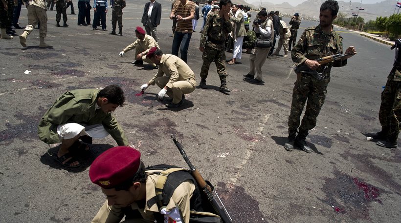 Τουλάχιστον 14 στρατιώτες νεκροί σε επίθεση καμικάζι στην Υεμένη