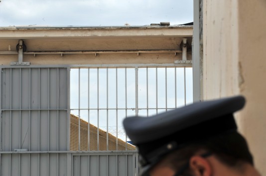 Πάτρα: Συνταξιούχος ένστολος κατηγορείται για τοκογλυφία