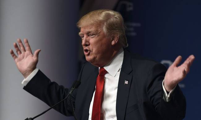 Απίστευτος Ν.Τραμπ: Πρότεινε εκτέλεση  ισλαμιστών τρομοκρατών με σφαίρες εμποτισμένες σε αίμα γουρουνιών!