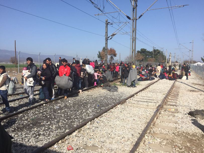 Αδειάζει το Σχιστό: Φεύγουν για την Ειδομένη οι πρόσφυγες