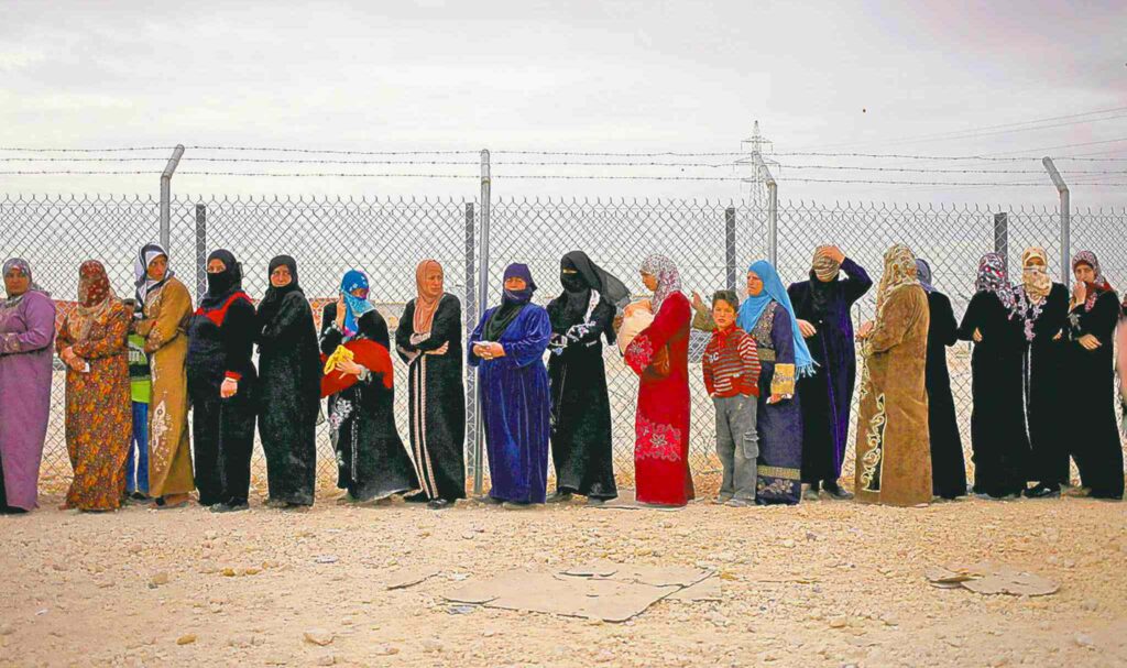 ΠΟΣΟ ΕΠΙΚΙΝΔΥΝΟΙ; – Ανακοινώθηκε η κατασκευή από τον Ελληνικό Στρατό  δύο μουσουλμανικών πόλεων των 10.000  ατόμων έκαστη στην… Μακεδονία!