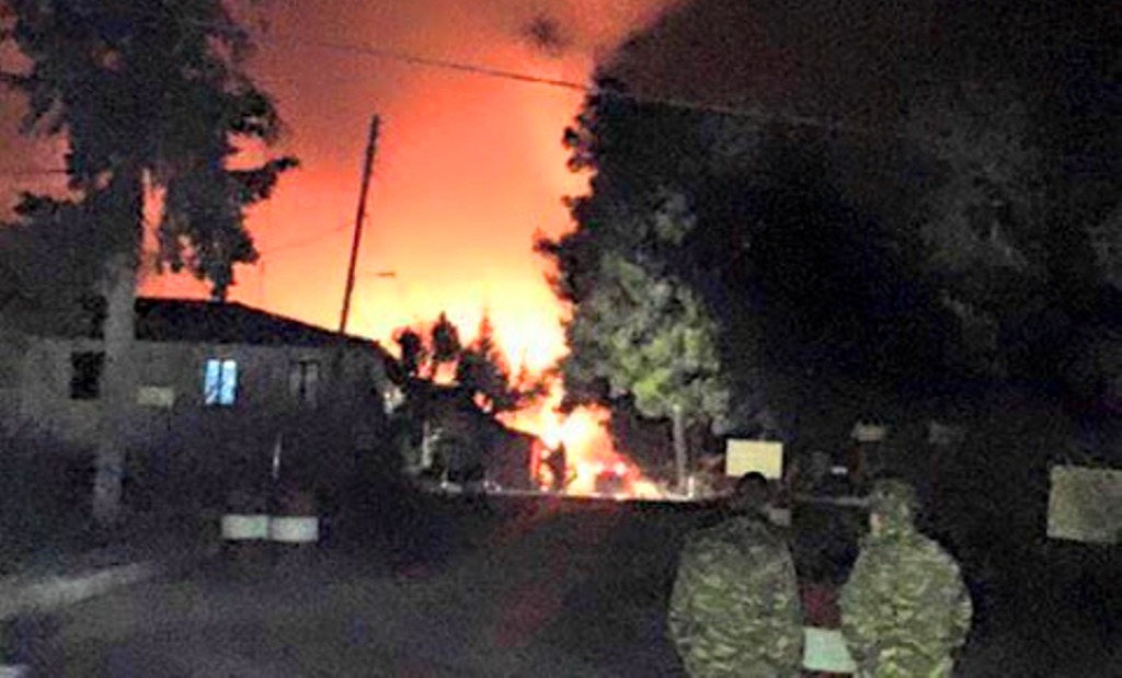 “Περίεργες” πυρκαγιές σε δύο στρατόπεδα στα Γιαννιτσά που θα κτιστούν οι μουσουλμανικές πόλεις – Οργή στην Μακεδονία