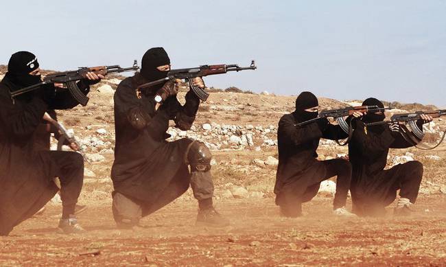 Στρατιωτικός διοικητής ΝΑΤΟ: “Το Ισλαμικό κράτος χρησιμοποιεί τους πρόσφυγες για να εξαπλωθεί σαν τον καρκίνο”