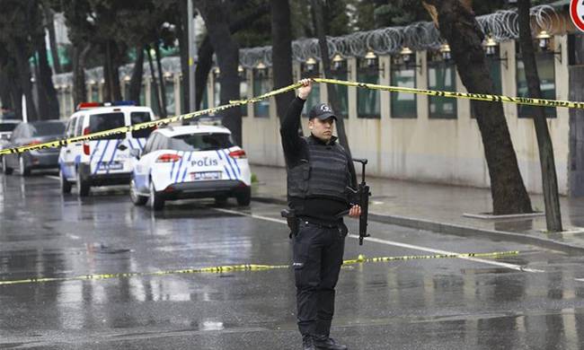 Νεκρές και οι δύο γυναίκες στην Κωνσταντινούπολη- Eίχαν επιτεθεί με πυρά σε αστυνομικό τμήμα