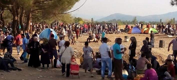 Εικόνες που τρομάζουν από τον απέραντο καταυλισμό λαθρομεταναστών και προσφύγων στην Ειδομένη-  (βίντεο από drone)