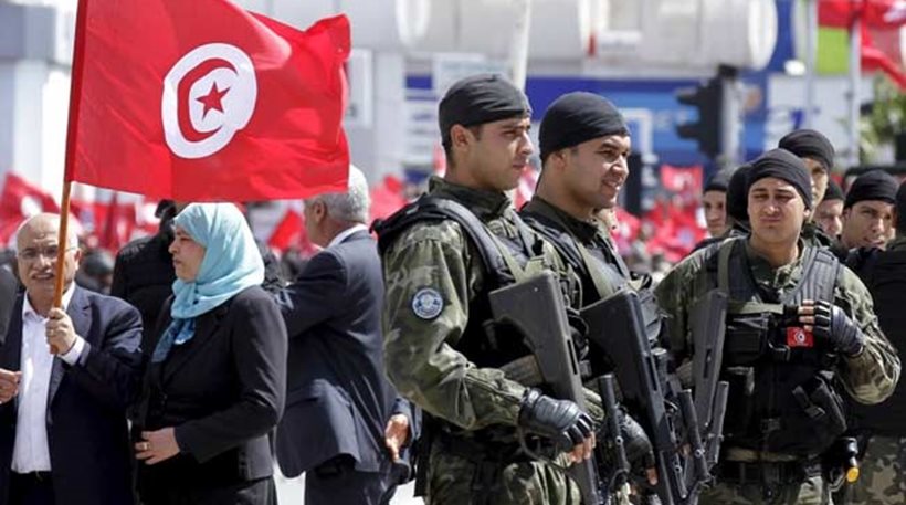Τυνησία: Επιθέσεις τζιχαντιστών με πάνω από 50 νεκρούς – Έκλεισαν τα σύνορα με τη Λιβύη