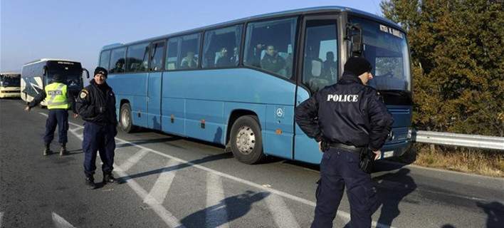Πρόσφυγες-λάθρο απογοητεύτηκαν και επιστρέφουν από την Ειδομένη στον Πειραιά