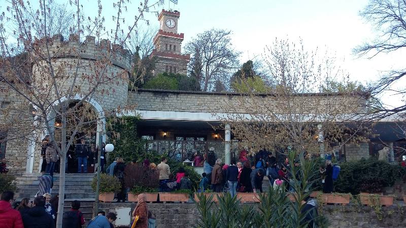 Παραδόθηκε…”αμαχητί” το Φρούριο Τρικάλων στους Άραβες [βίντεο]