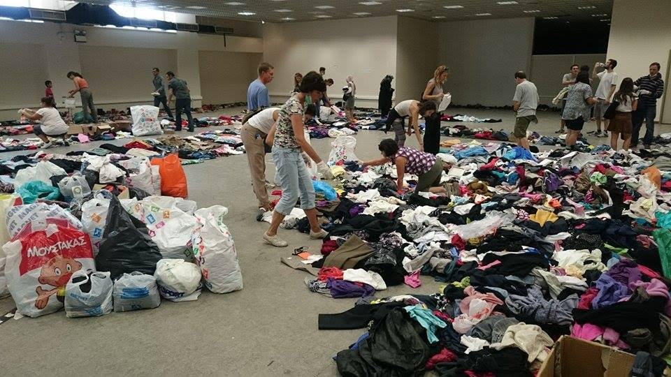 Έπεσε θύμα κλοπής την ώρα που έδινε βοήθεια σε αλλοδαπούς