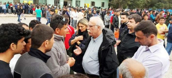 Δ.Βίτσας: “Παράνομο να επιστρέψουν οι Σκοπιανοί τους πρόσφυγες στην Ελλάδα”