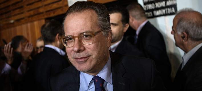 Κουμουτσάκος για την επιστροφή προσφύγων από τα Σκόπια: “Γριφώδης δήλωση της κυβέρνησης, η κατάσταση είναι πολύ σοβαρή”