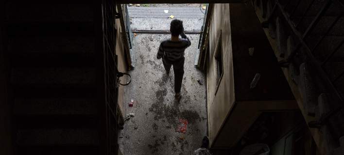 Σε διαθεσιμότητα τέσσερις Βέλγοι αστυνομικοί γιατί εκβίαζαν πρόσφυγες