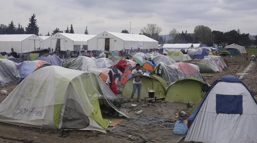 Χειροτερεύει η κατάσταση στην Ειδομένη- Εκκληση στους πρόσφυγες να φύγουν