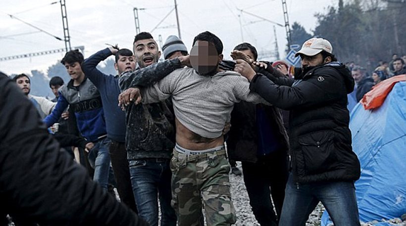 Πώς κατάφεραν οι πρόσφυγες να σώσουν την εφτάχρονη από τον Αφγανό που πήγε να τη βιάσει