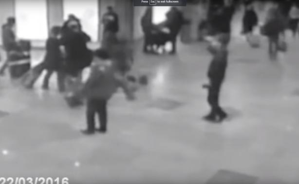 Παίκτης του ελληνικού “X Factor” στο αεροδρόμιο των Βρυξελλών την ώρα της έκρηξης (φωτό)