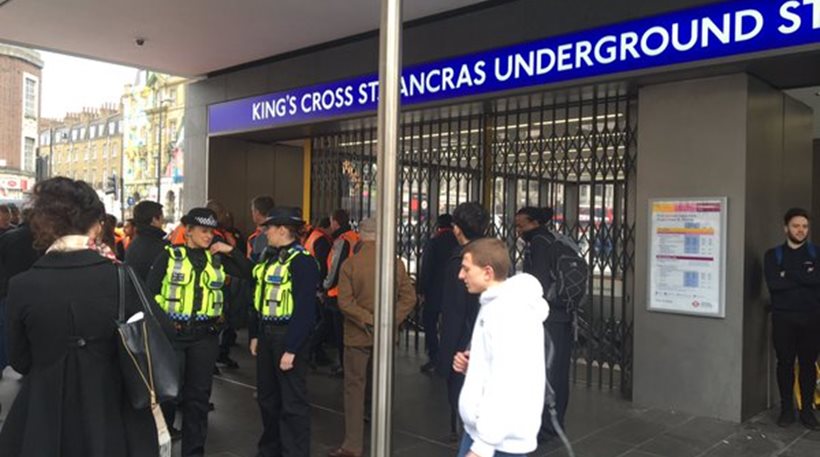 Φωτιά ξέσπασε στο μετρό του Λονδίνου- Ζητείται από τους επιβάτες να εκκενωθεί ο σταθμός στο Kings Cross (φωτό & βίντεο) (upd)