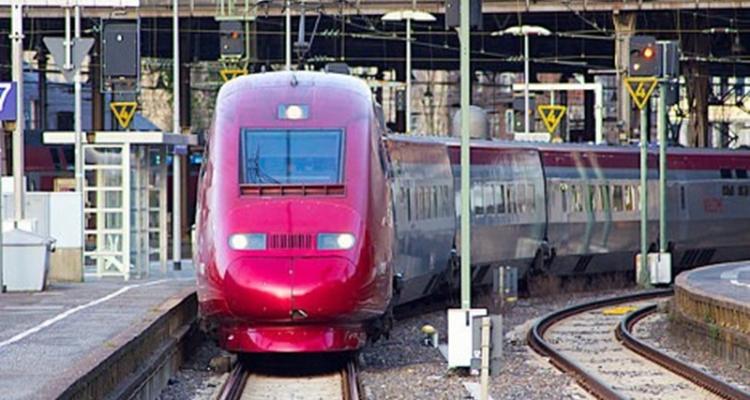 Εκκενώνεται σταθμός τρένου στο Leuven, 25 χλμ. από τις Βρυξέλλες, λόγω απειλής για βόμβα