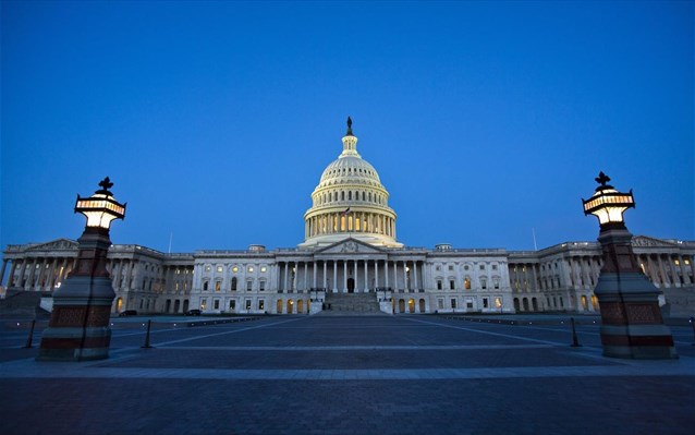 ΗΠΑ: Εκκένωσαν το Καπιτώλιο όταν ένοπλος άνοιξε πυρ – Αποκλείστηκε ο Λευκός Οίκος[βίντεο] [upd3]
