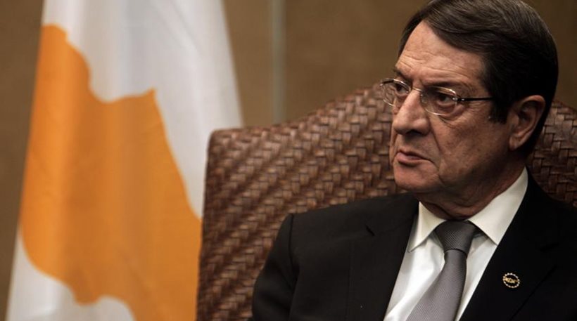 Αναστασιάδης στον Σουλτς για αεροπειρατεία: “Πάντα όλα έχουν να κάνουν με μια γυναίκα…”