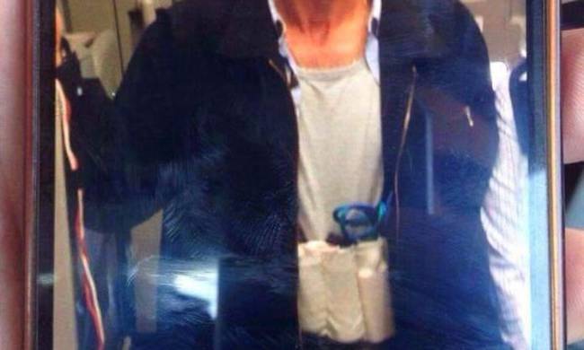 Φοράει ο αεροπειρατής γιλέκο με εκρηκτικά; (φωτό)