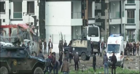 Τουρκία: Το PKK ανέλαβε την ευθύνη της χθεσινής βομβιστικής επίθεσης στο Ντιγιάρμπακιρ