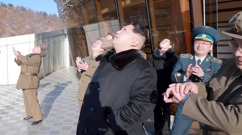 Νέα εκτόξευση πυραύλου από τη Β.Κορέα παρά τις προειδοποιήσεις για τερματισμό των προκλητικών ενεργειών της