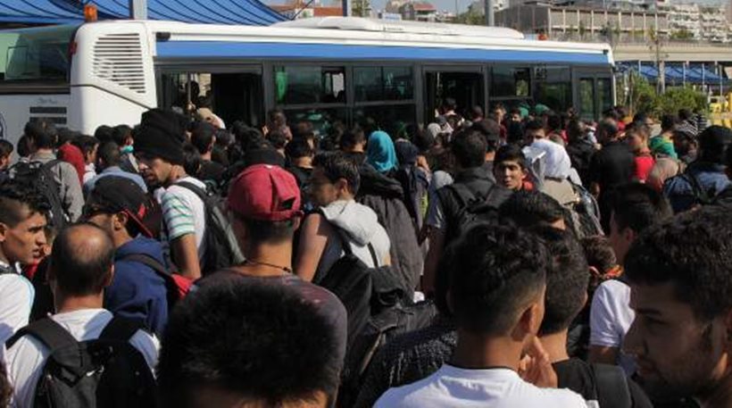 Απελπισία και χάος σε Ειδομένη, Πειραιά, Χίο από τους λαθρομετανάστες