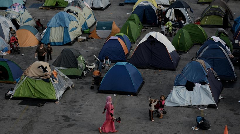 «Σας αγαπάμε…!» λέει η κυβέρνηση στους πρόσφυγες- Το φυλλλάδιο που θα μοιραστεί από Δευτέρα