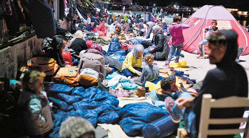 Εκτός ελέγχου το προσφυγικό: Τυπώνουν 100.000 άδειες ασύλου (φωτό)