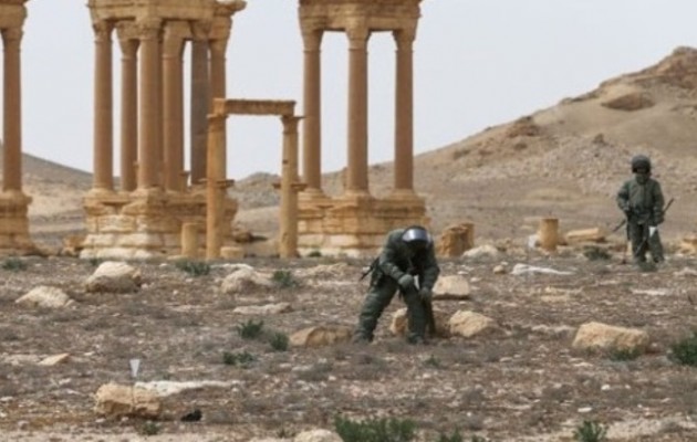 Οι Ρώσοι εξουδετέρωσαν 2.987 νάρκες στην Παλμύρα με τη βοήθεια ρομποτικών συστημάτων