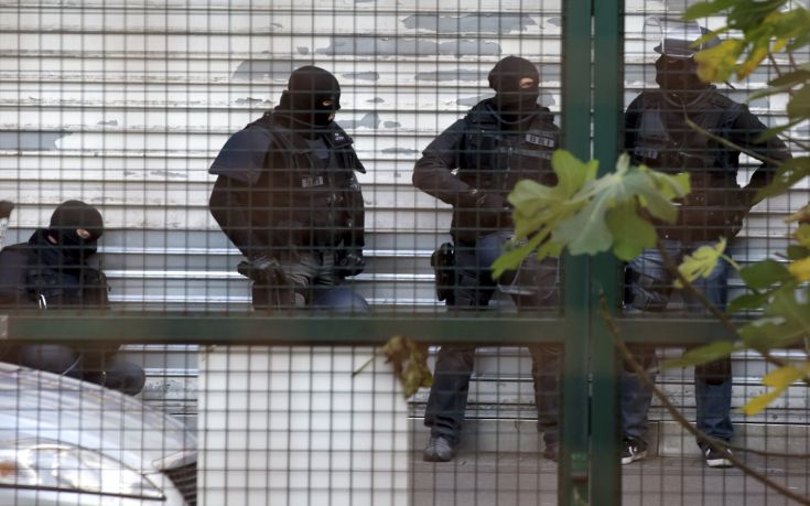 Παρίσι: Ελεύθεροι 3 προσαχθέντες για τις επιθέσεις