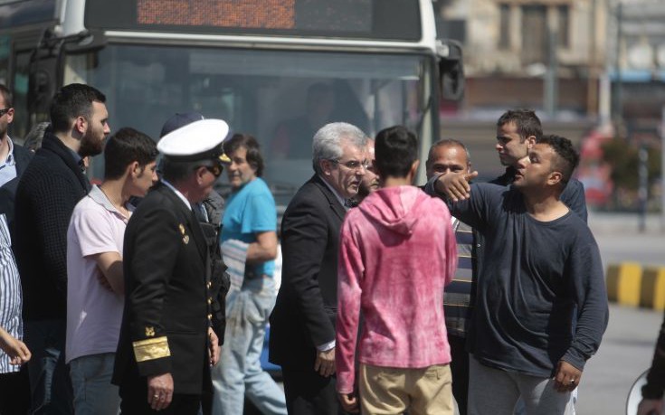 49 πρόσφυγες-λάθρο από τον Πειραιά στα Οινόφυτα