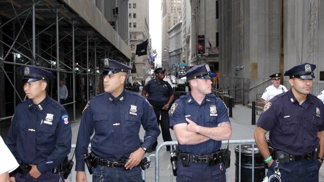 ΗΠΑ: 5χρονη ενεργεί σαν ενήλικη και ειδοποιεί την αστυνομία για το θάνατο της μαμάς της [βίντεο]