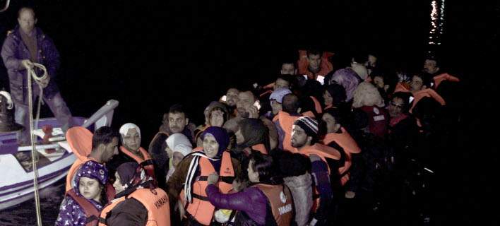 Πύλος: Περισυλλογή 41 προσφύγων και λάθρο που επέβαιναν σε ξύλινη βάρκα
