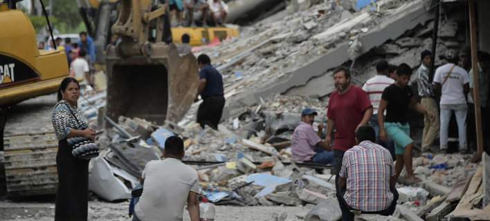Στους 350 οι νεκροί από τον φονικό σεισμό στον Ισημερινό