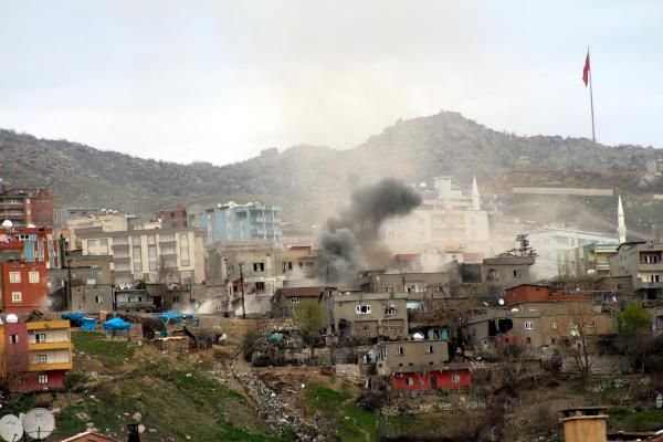 Νέες συγκρούσεις στην πόλη Σιρνάκ: Δύο Τούρκοι στρατιώτες νεκροί και 4 τραυματίες από εκρηκτικά του PKK