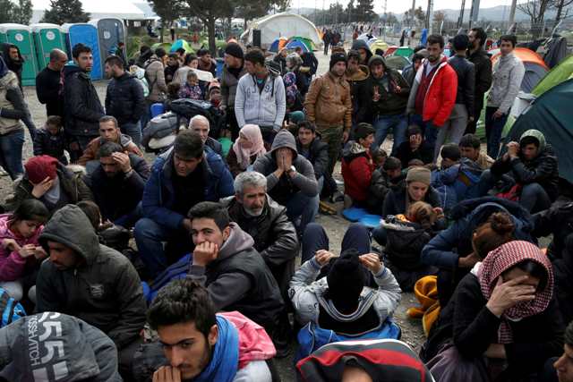 40 λαθρο μετέτρεψαν την εθνική οδό Θεσσαλονίκης-Ευζώνων σε πεδίο μάχης – Ένας τραυματίας