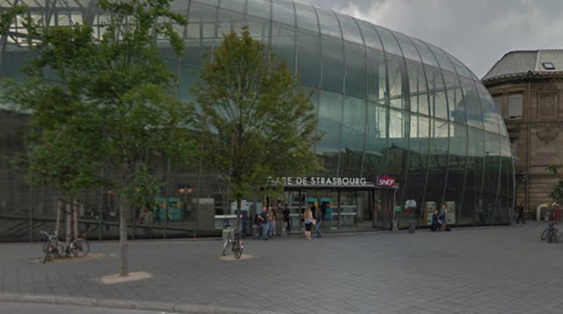 Άγνωστος επιτέθηκε με μαχαίρι σε στρατιώτες σε σταθμό του Στρασβούργου