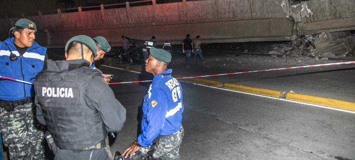 «Θαύμα» στον Ισημερινό: Βρήκαν ζωντανό άνδρα 13 ημέρες μετά το σεισμό