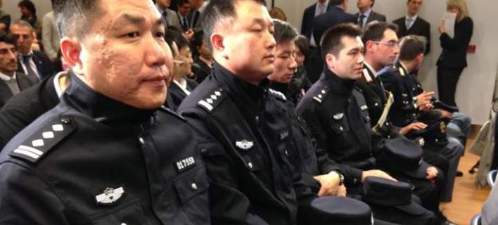 Κινέζοι αστυνομικοί θα περιπολούν στην Ιταλία για να νιώθουν ασφάλεια οι Κινέζοι τουρίστες