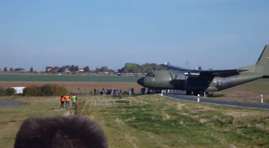 Οταν ο πιλότος ενός C-160 βιάζεται στην προσγείωση… (βίντεο)