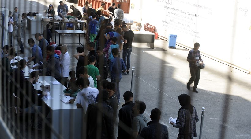 Ξεπερνούν τους 54.300 οι πρόσφυγες στην Ελλάδα – Άλλοι 74 έφτασαν σήμερα