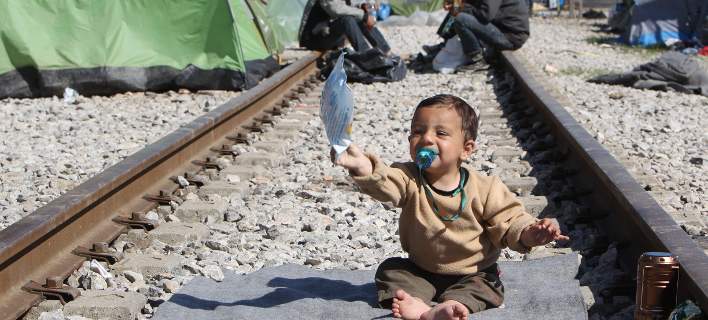 Ανησυχία για τα παιδιά των προσφύγων στους καταυλισμούς της Ελλάδας από το Συμβούλιο της Ευρώπης