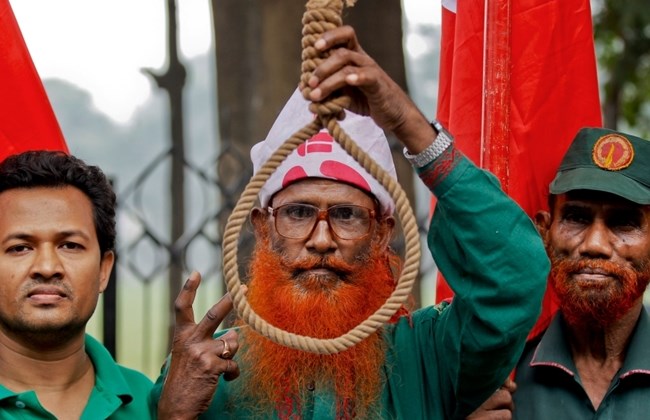 Η Τουρκία απέσυρε τον πρεσβευτή της από το Μπαγκλαντές για την εκτέλεση ισλαμιστή κατά συρροή δολοφόνου!